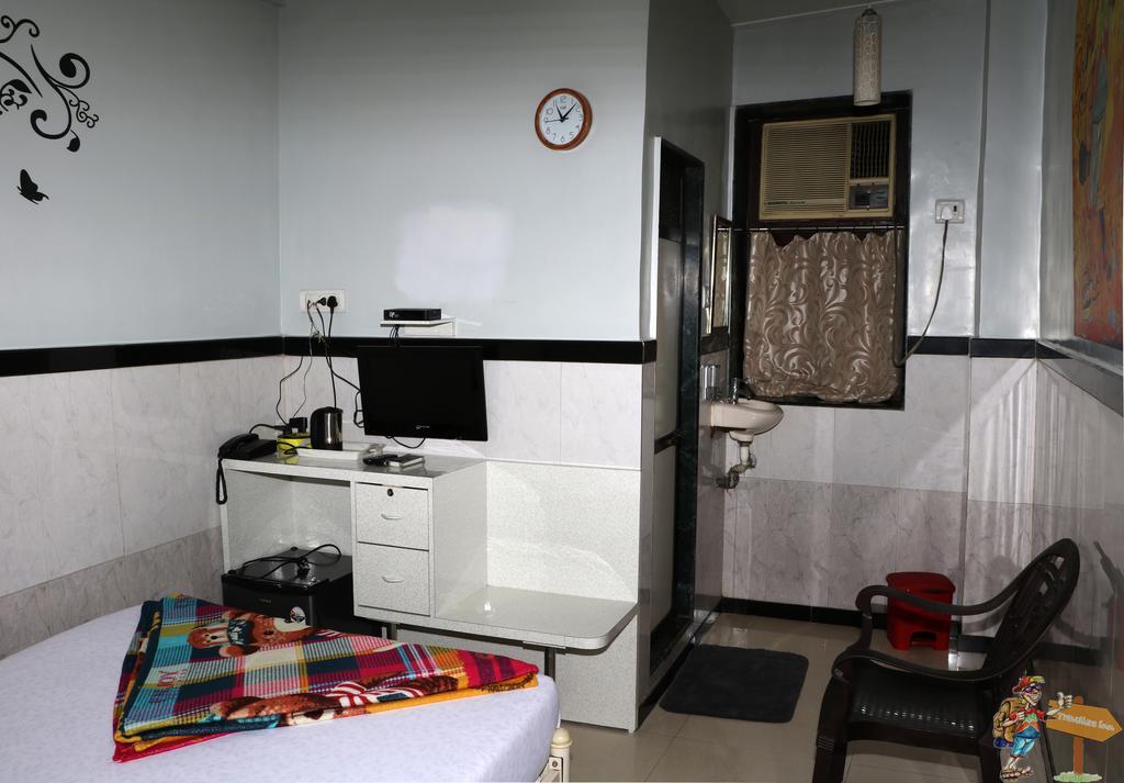 Traveller'S Inn Hotel - Fort Mumbai Luaran gambar