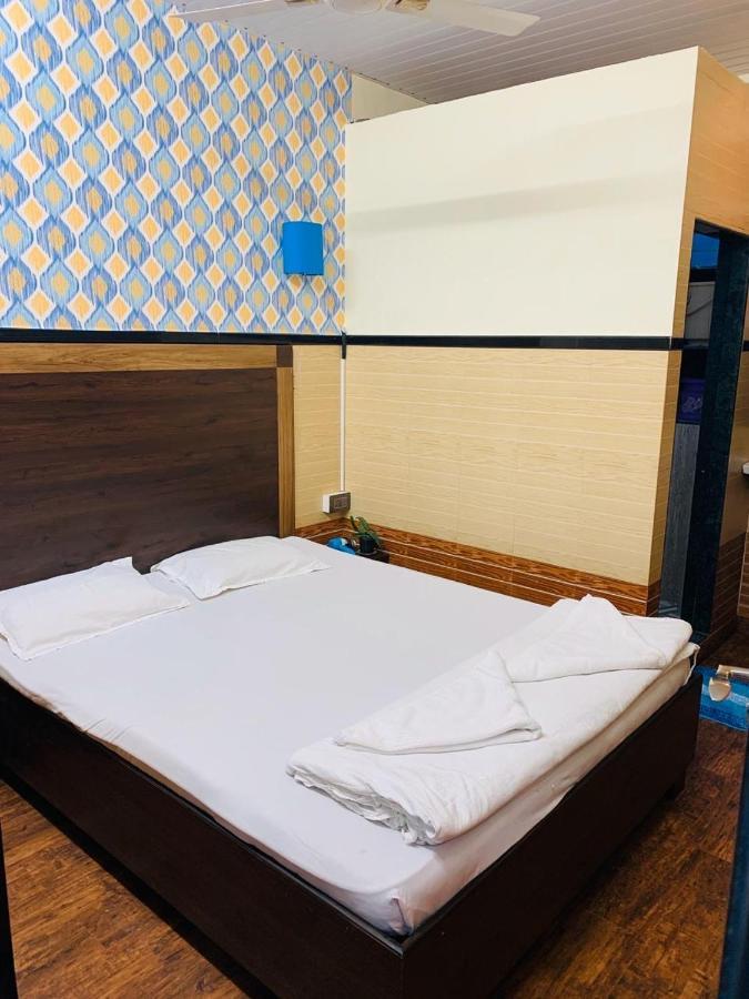 Traveller'S Inn Hotel - Fort Mumbai Luaran gambar