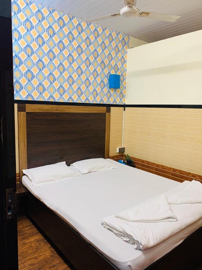Traveller'S Inn Hotel - Fort Mumbai Luaran gambar
